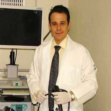 Staff Dr. Gustavo Calvo